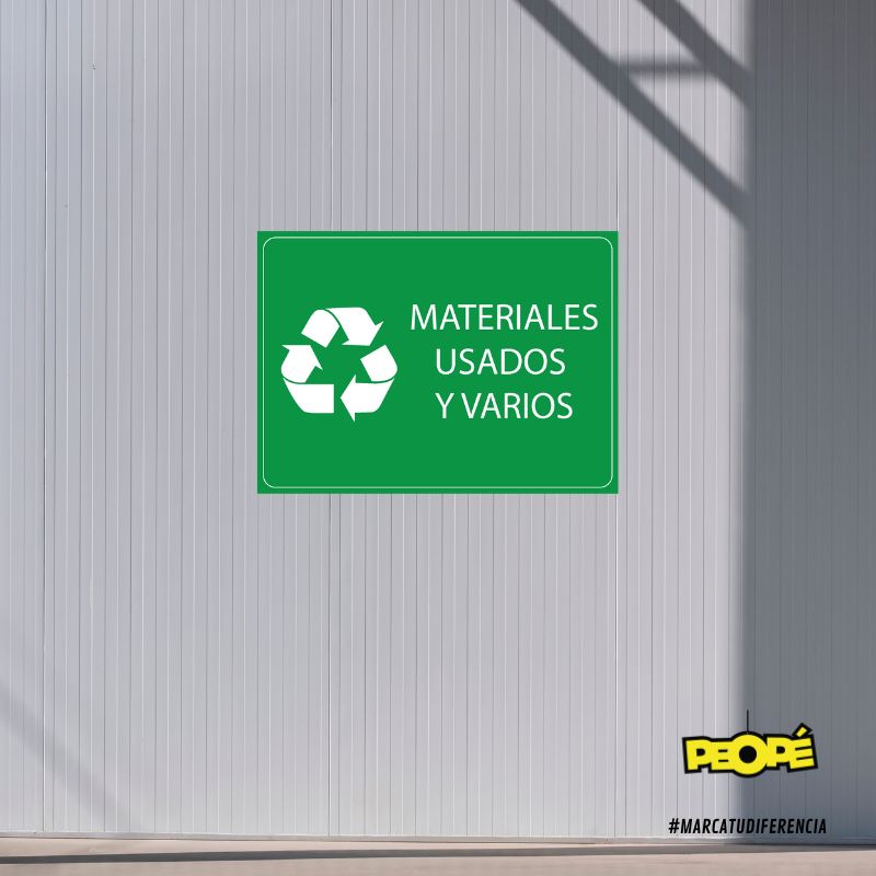 Señal De "Materiales Usados Y Varios"